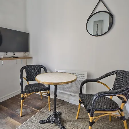 Apartament Clery 31