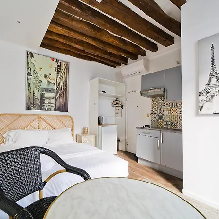 Apartment Clery 31 *